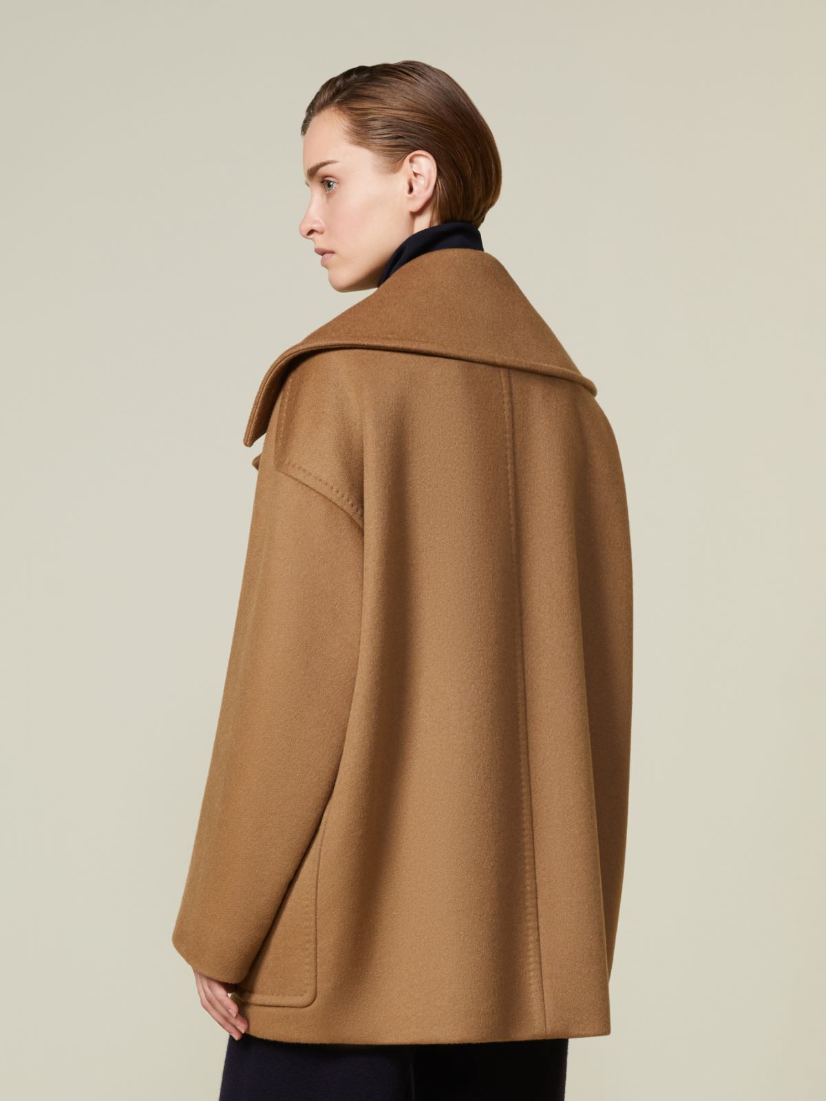 Płaszcz marynarski oversize z kaszmiru - WIELBŁĄDZI - Max Mara - 3