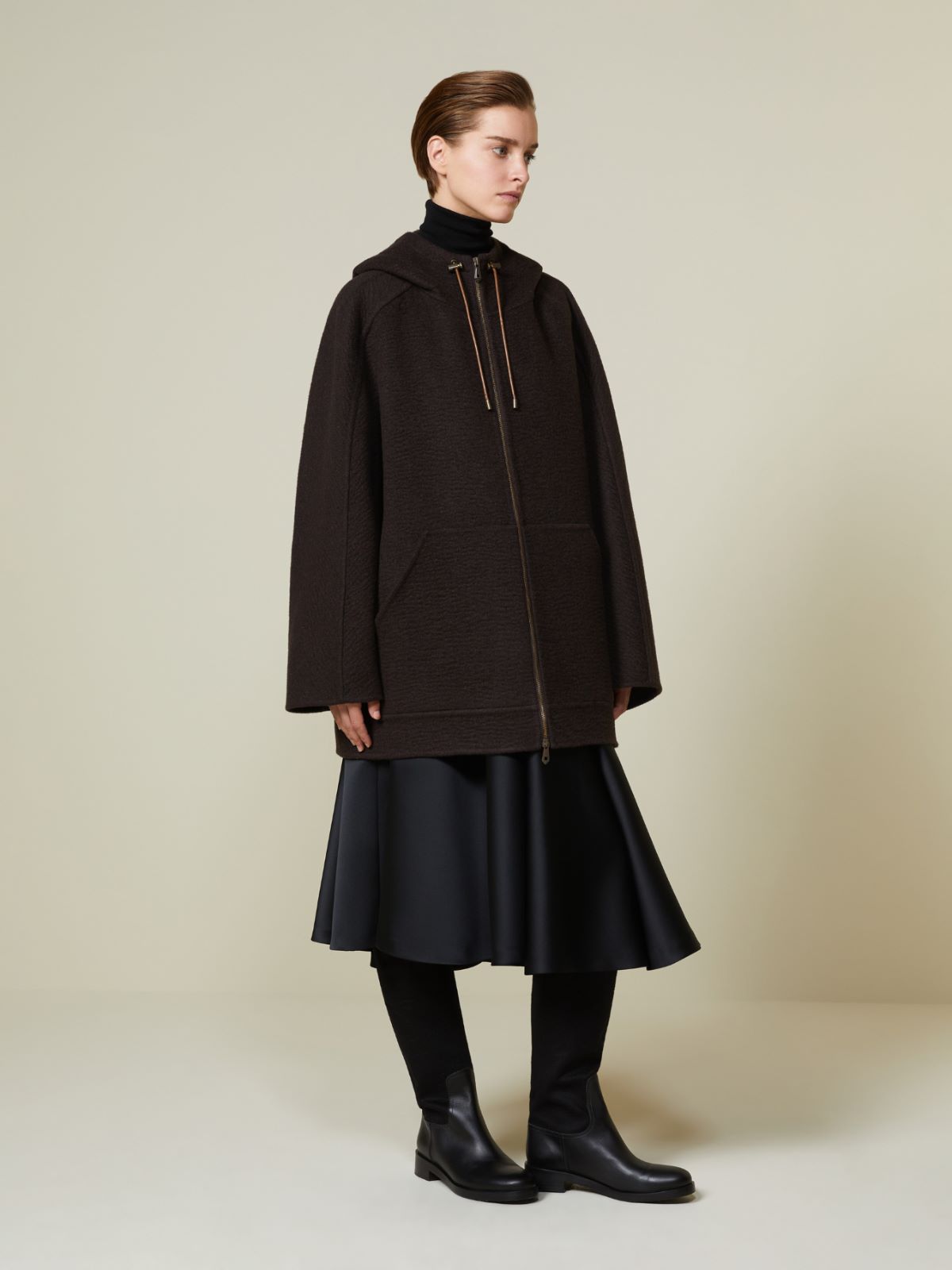 Bluzka typu blouson z dwuwarstwowego kaszmiru z kapturem - BRĄZOWY - Max Mara - 2