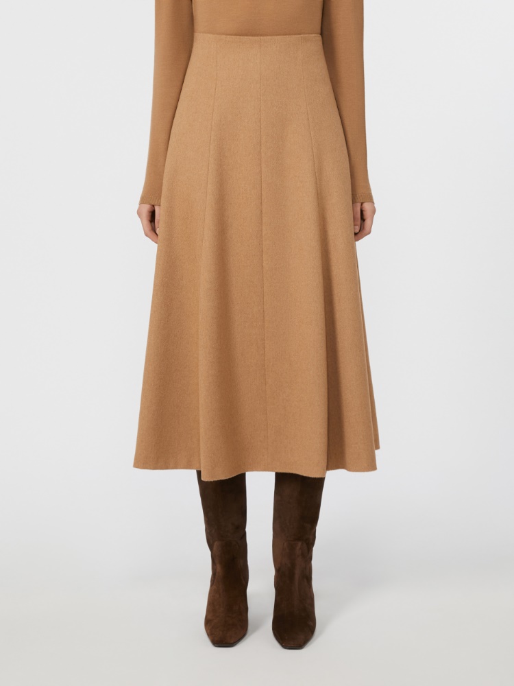  - Max Mara