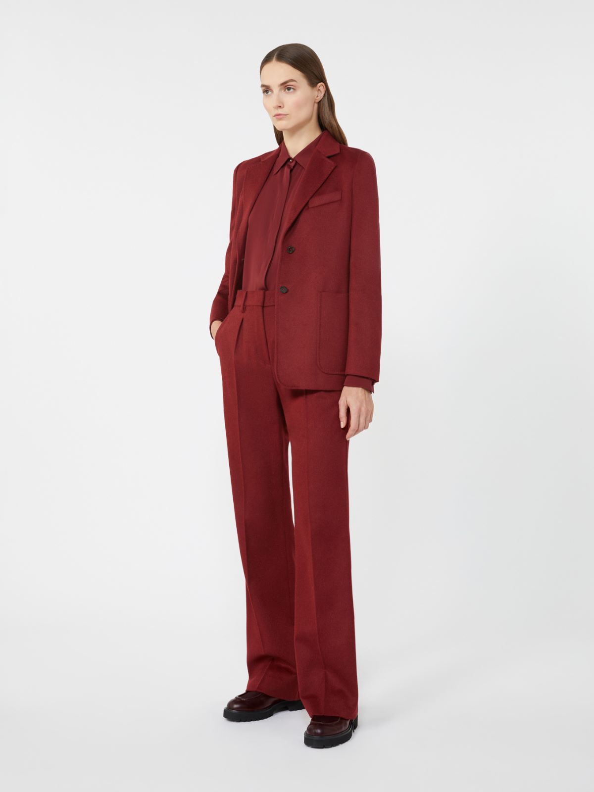 Menswear-style camel trousers + RASPBERRY - Maxmara