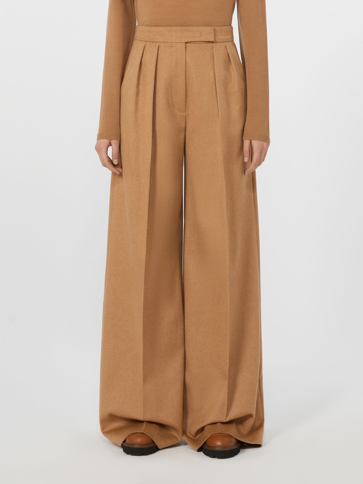 Szerokie spodnie z wielbłądziego włosia - WIELBŁĄDZI - Max Mara - 2