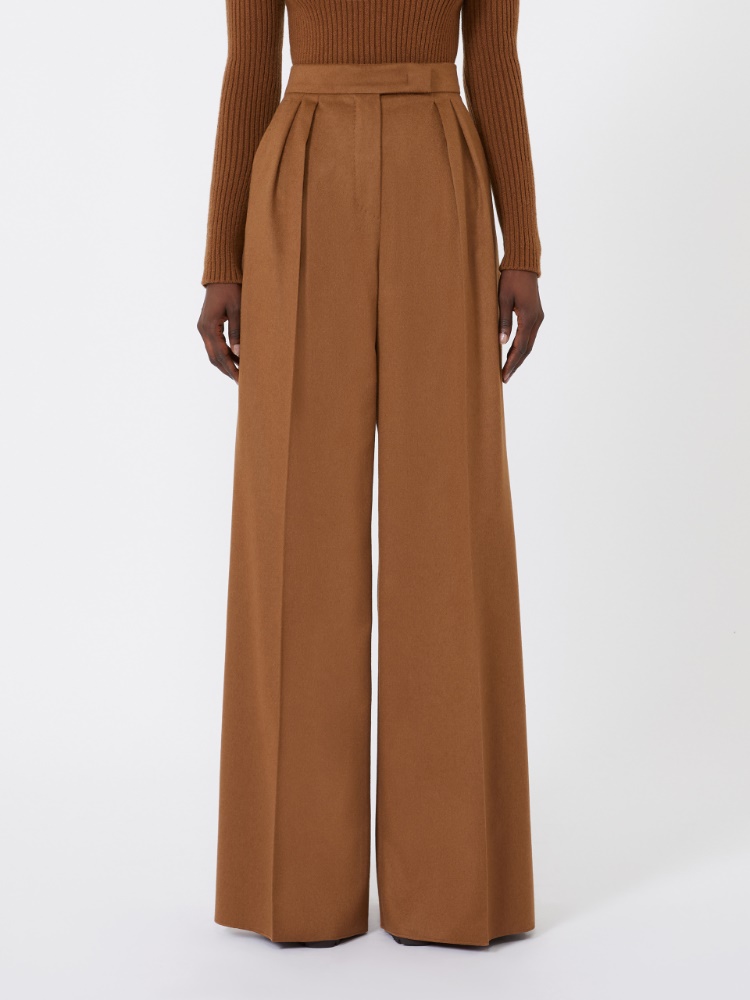  - Max Mara