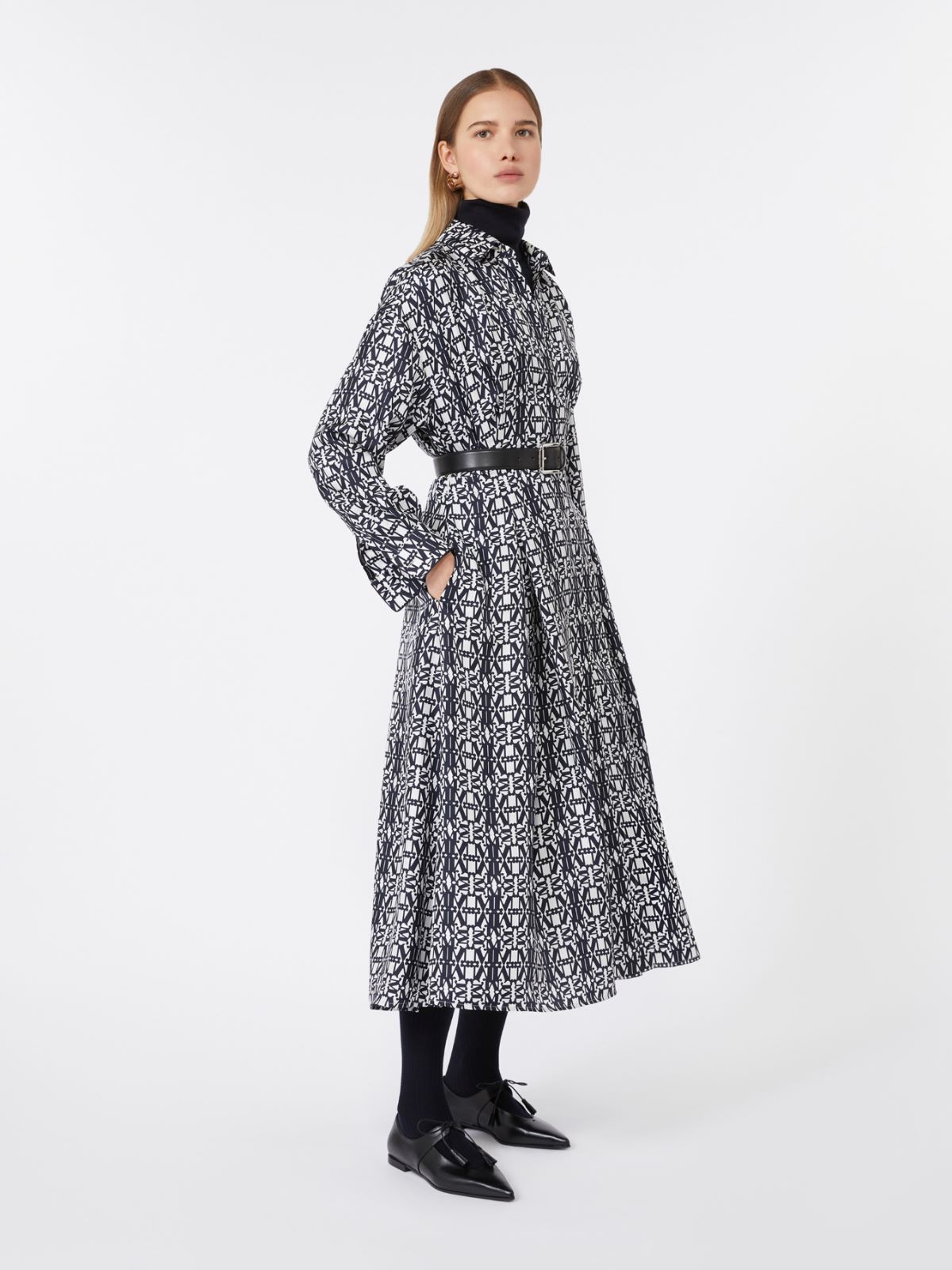 Hemdblusenkleid aus bedrucktem Twill - WEISS BLAU - Max Mara