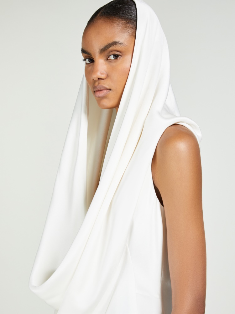  - Max Mara