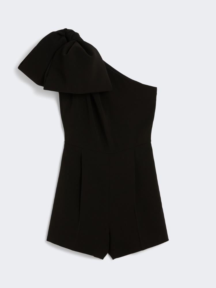 Max Mara Collection: Elegant Dresses, Jackets and Coats