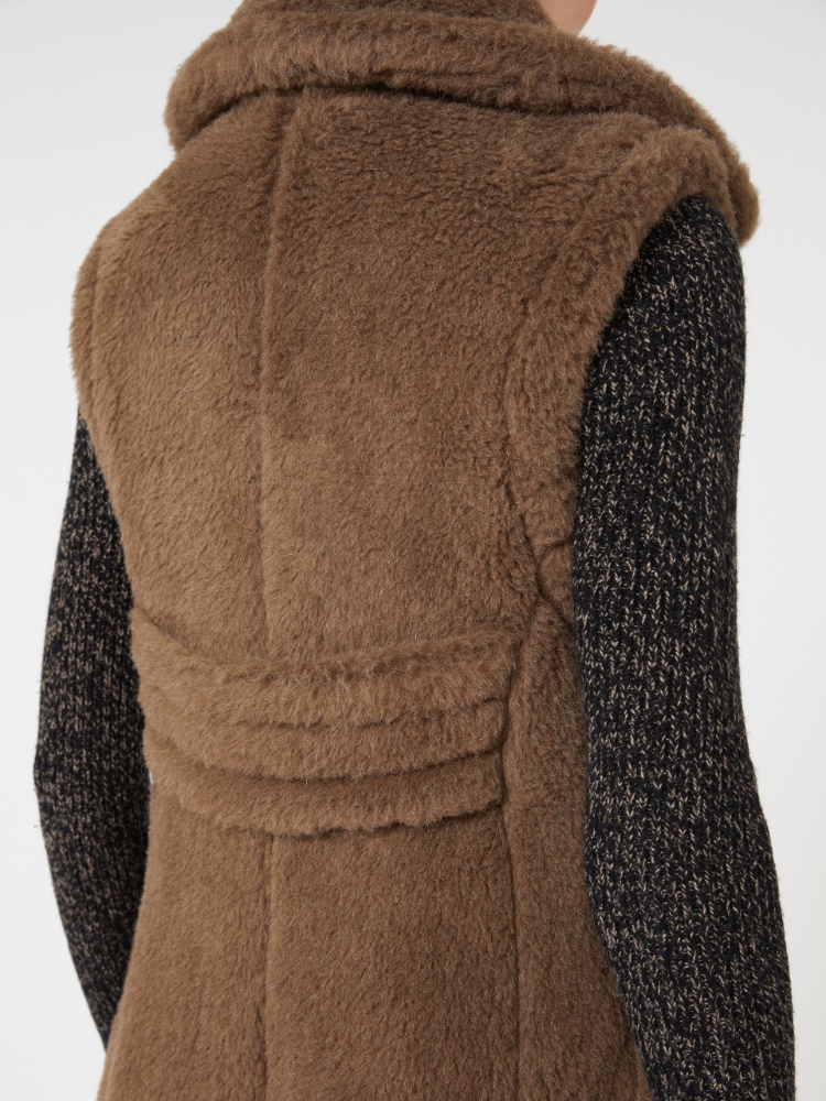  - Max Mara