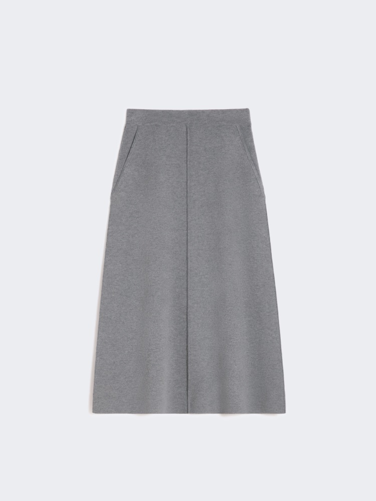 【MaxMara】スカートスーツ・送料込み スーツ