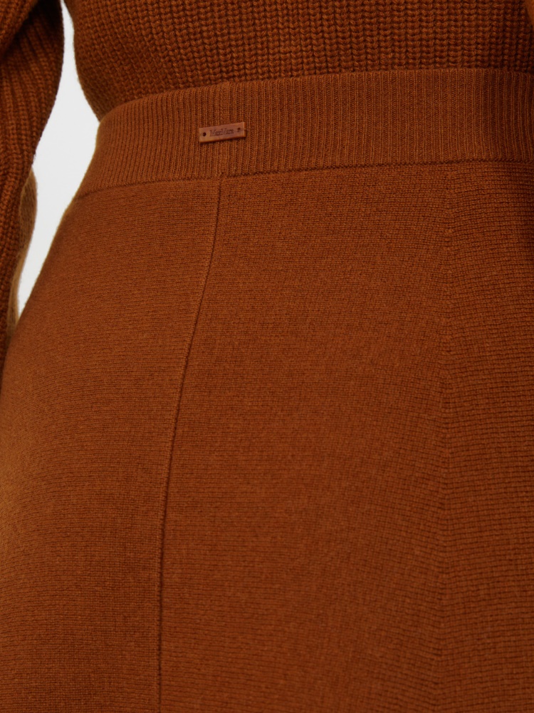 - Max Mara