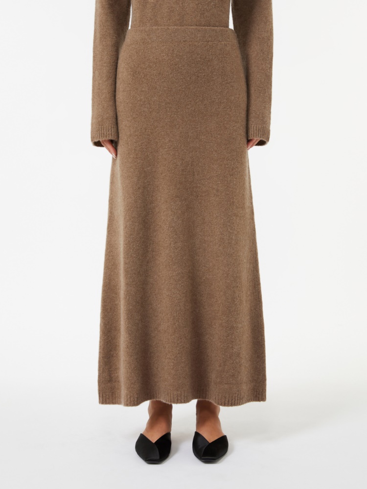  - Max Mara
