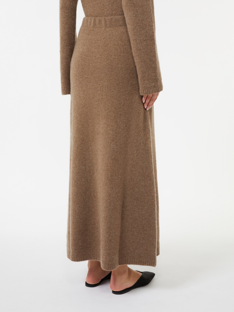  - Max Mara