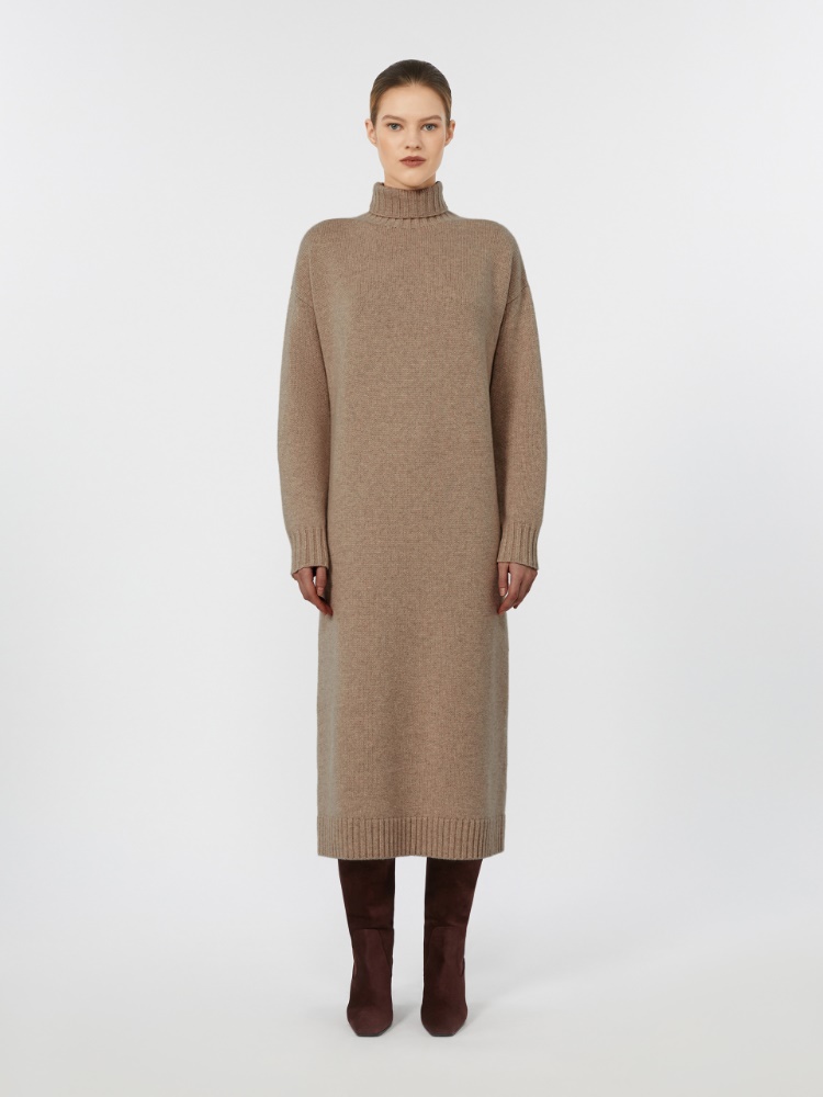  - Max Mara