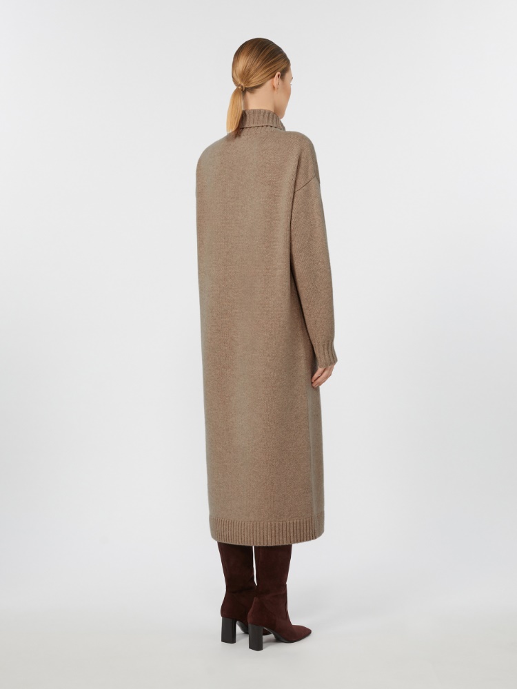  - Max Mara