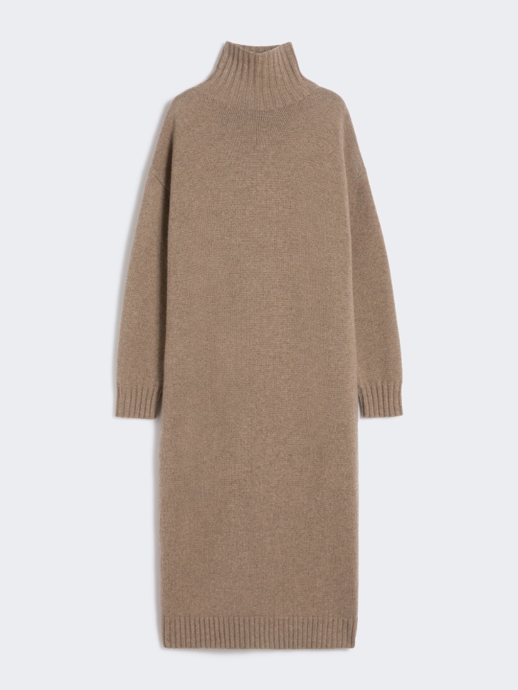  - Max Mara