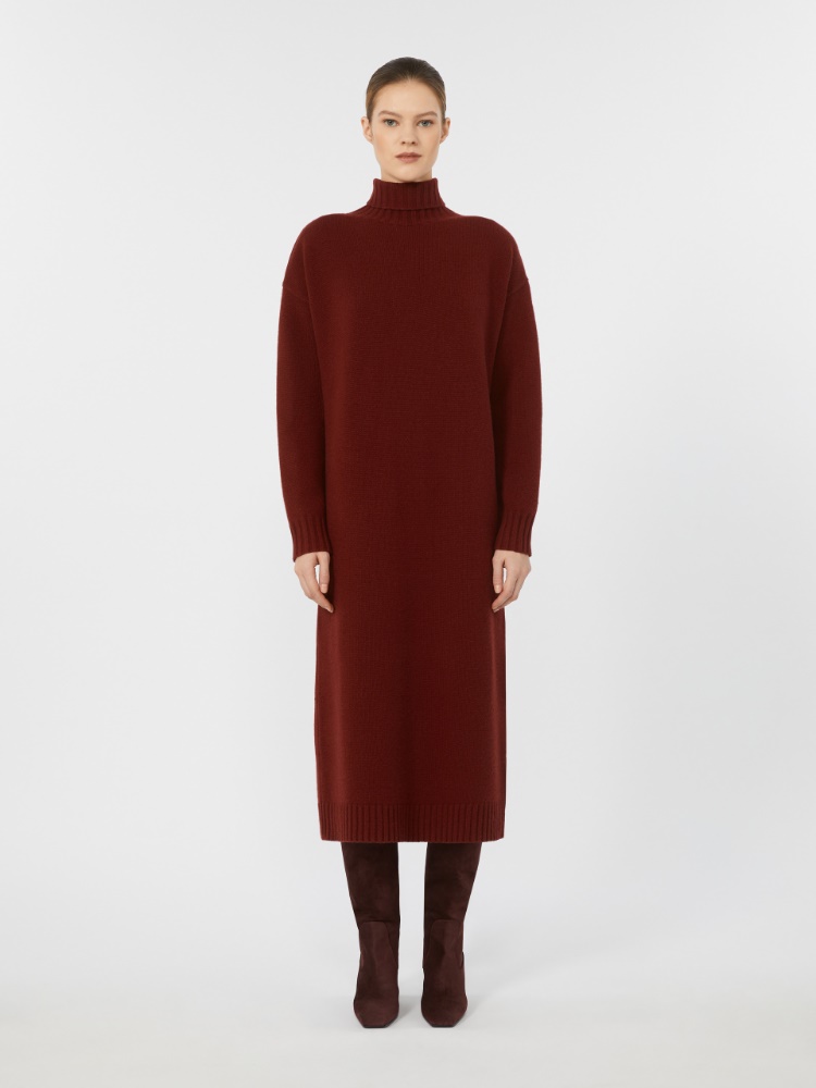 - Max Mara