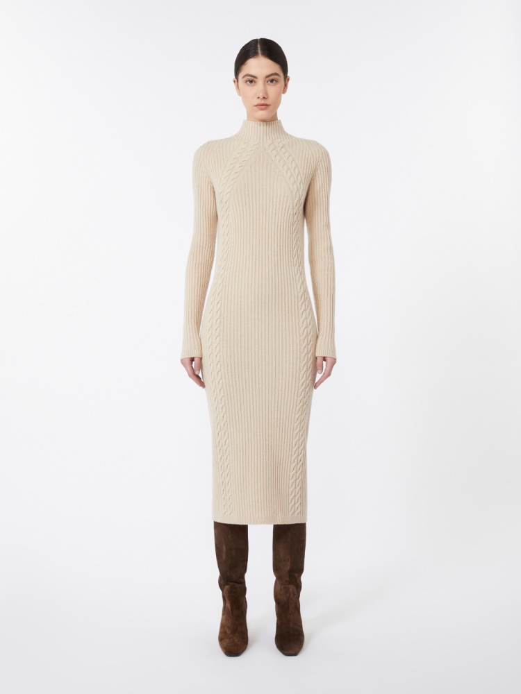  - Max Mara