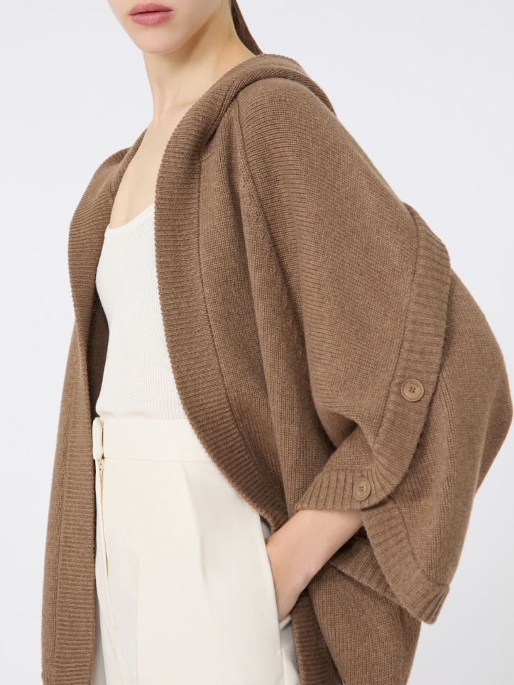 - Max Mara
