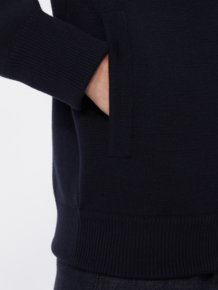 - Max Mara