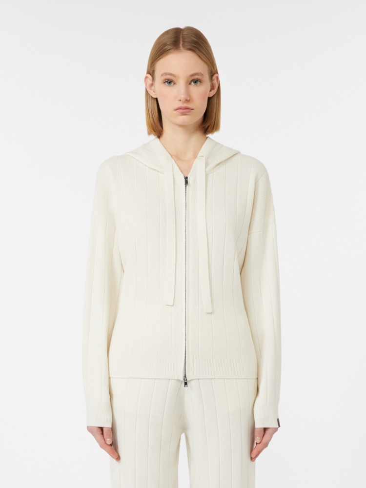  - Max Mara