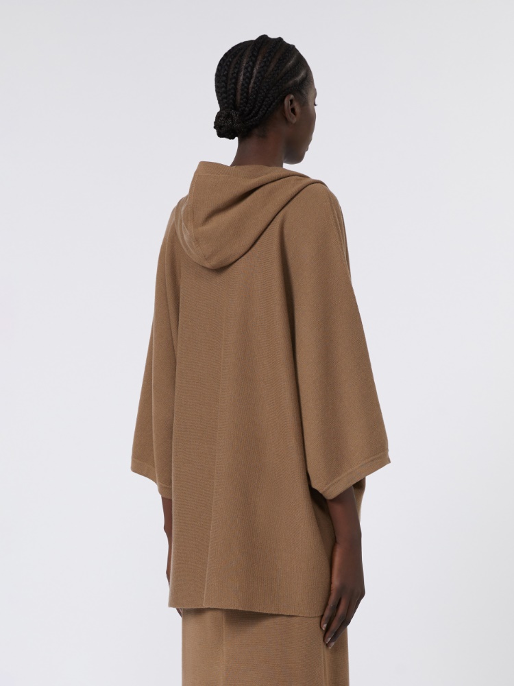  - Max Mara
