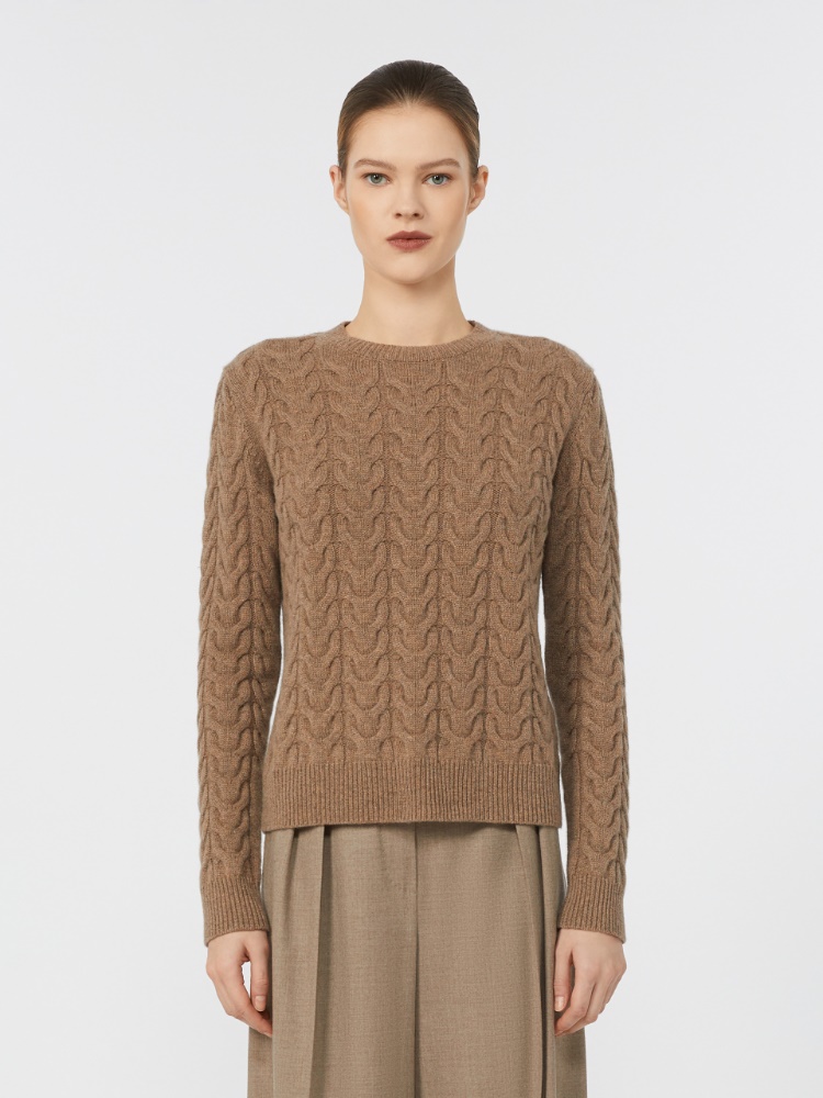  - Max Mara