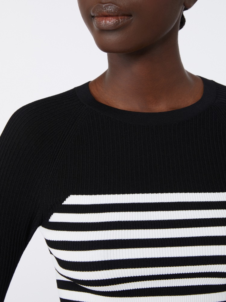  - Max Mara