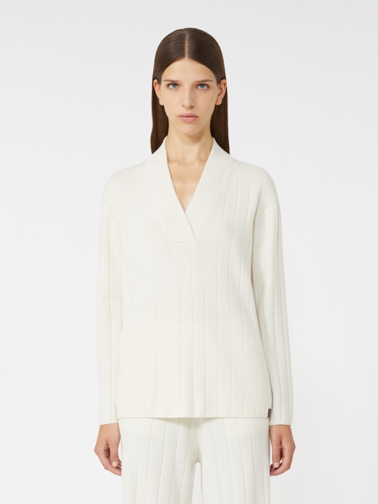  - Max Mara