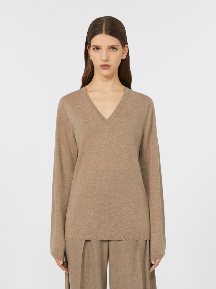  - Max Mara