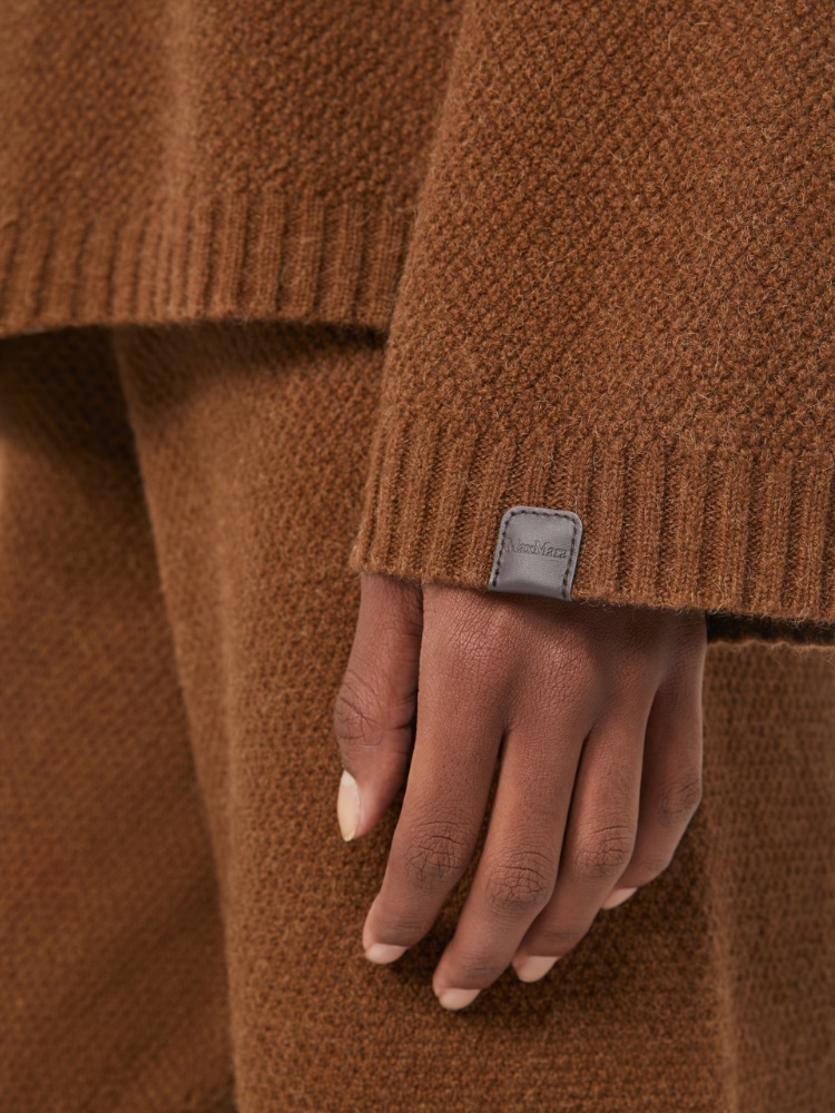  - Max Mara