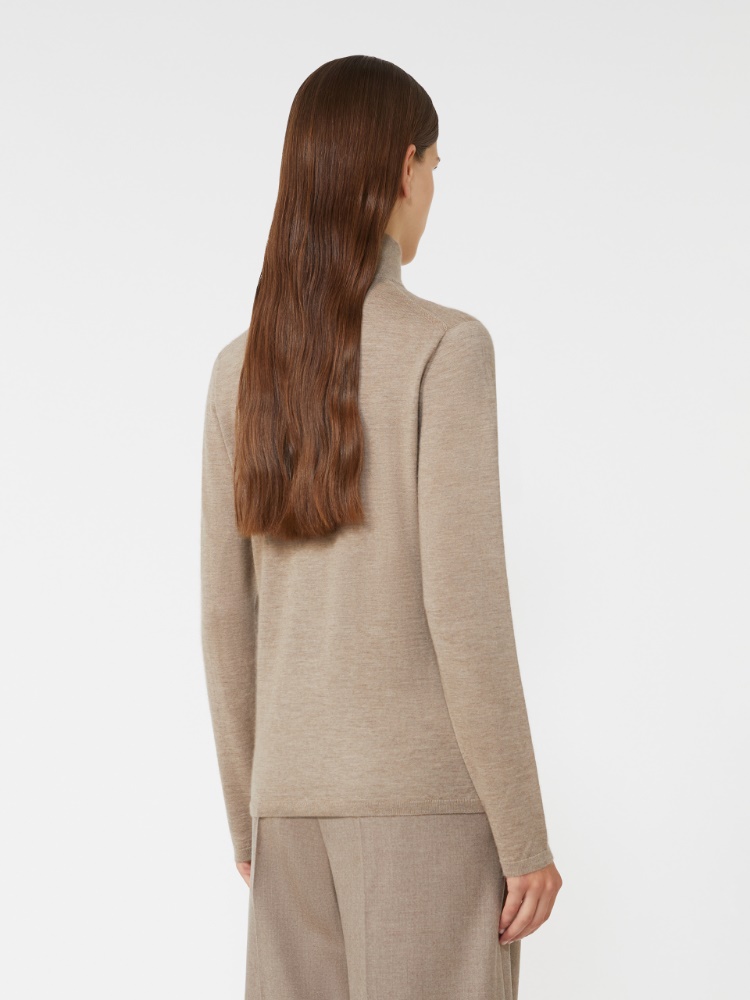  - Max Mara