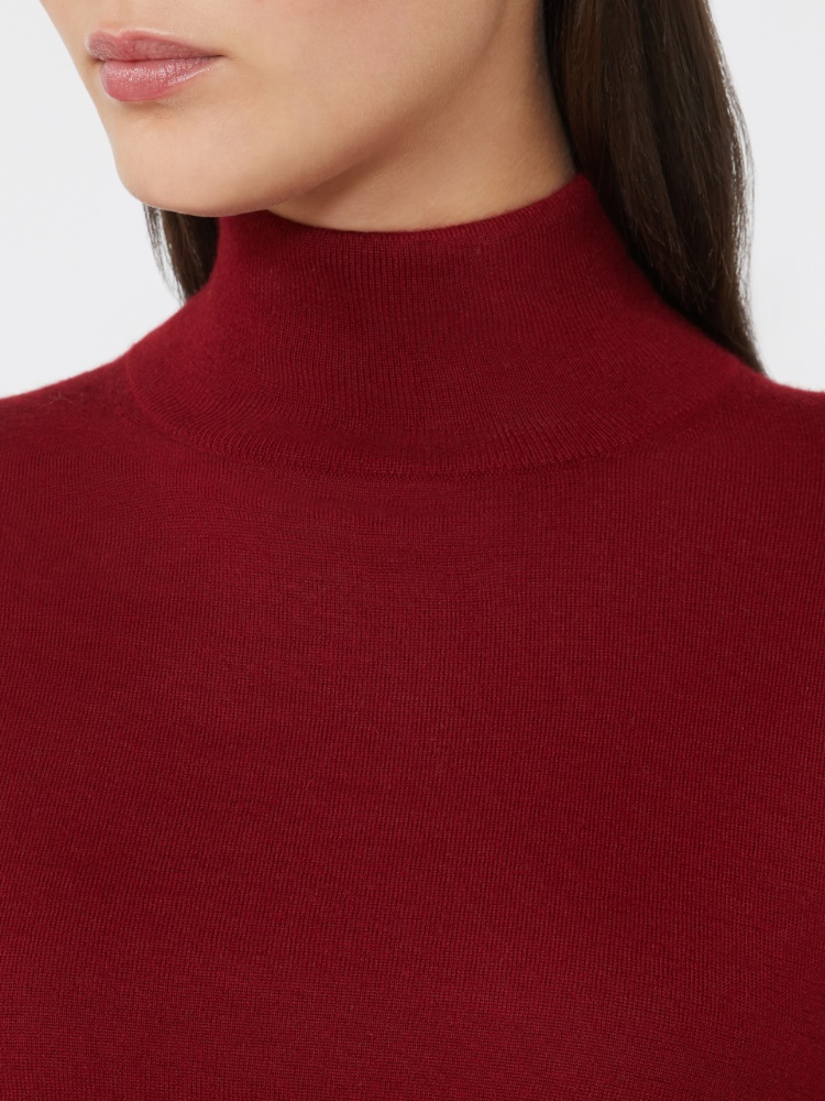  - Max Mara