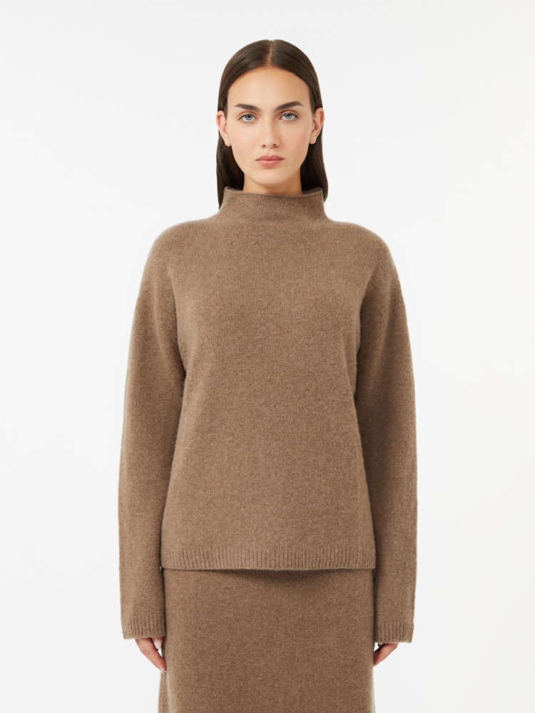 - Max Mara
