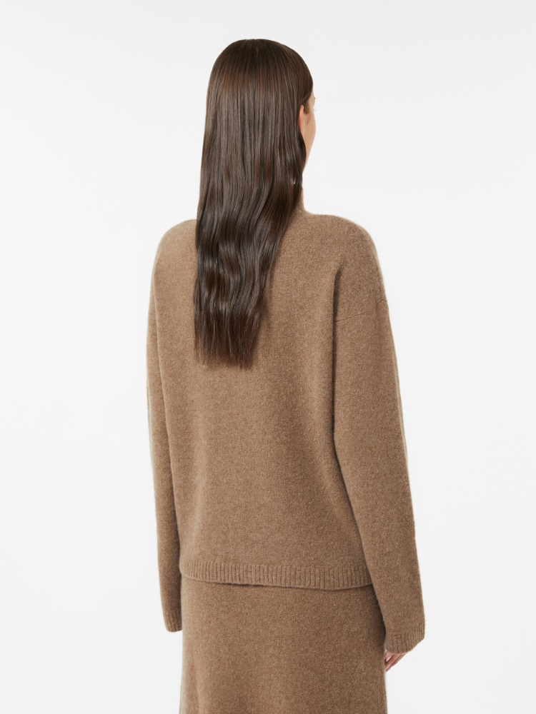 - Max Mara