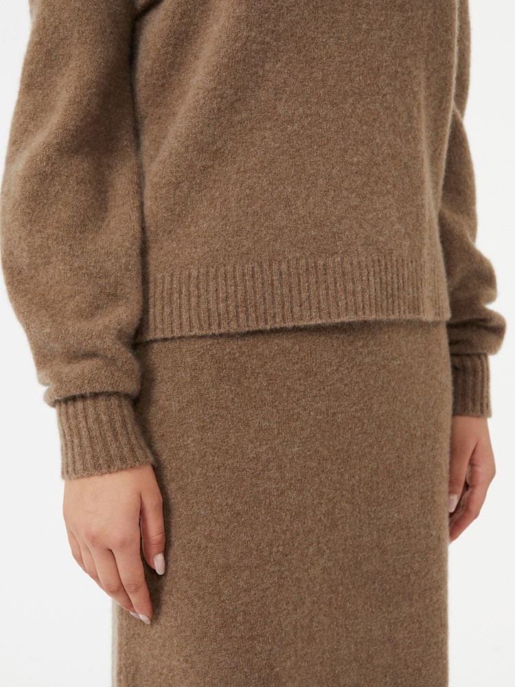  - Max Mara