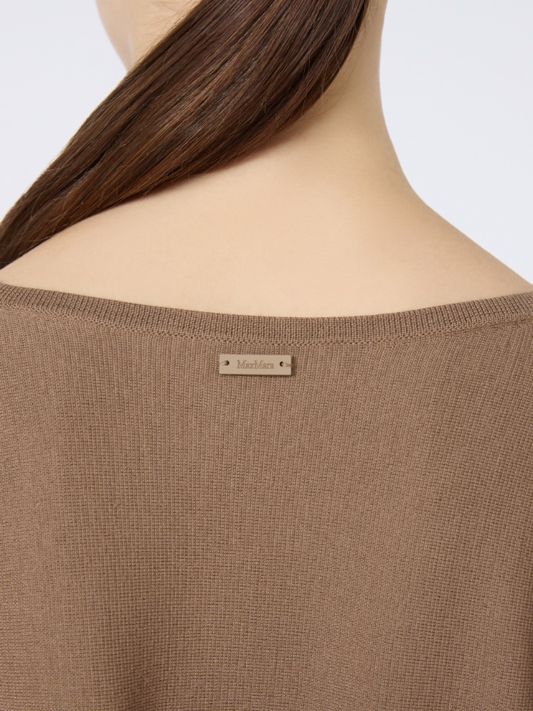  - Max Mara