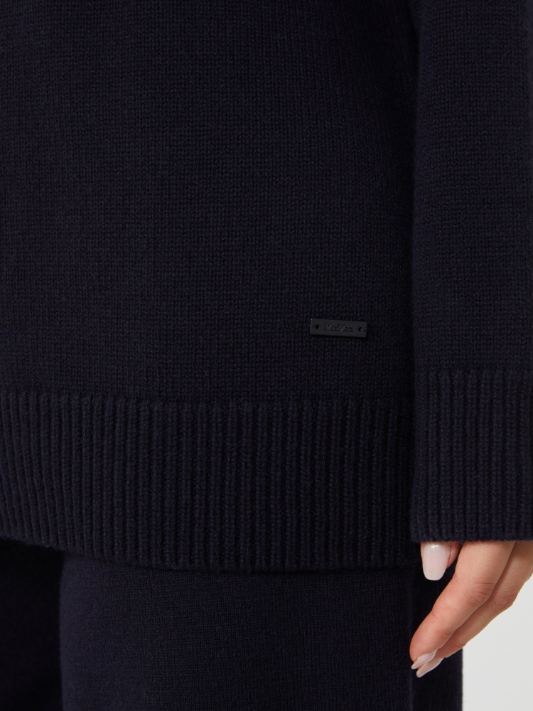  - Max Mara
