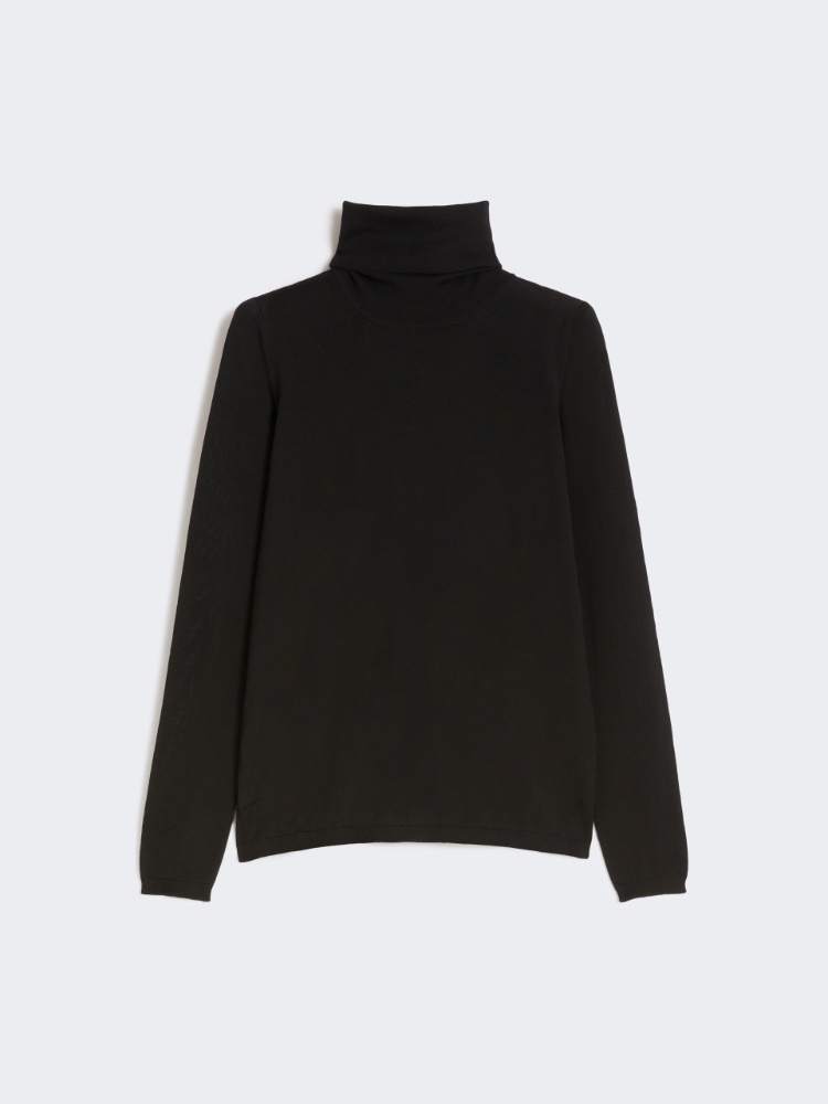  - Max Mara