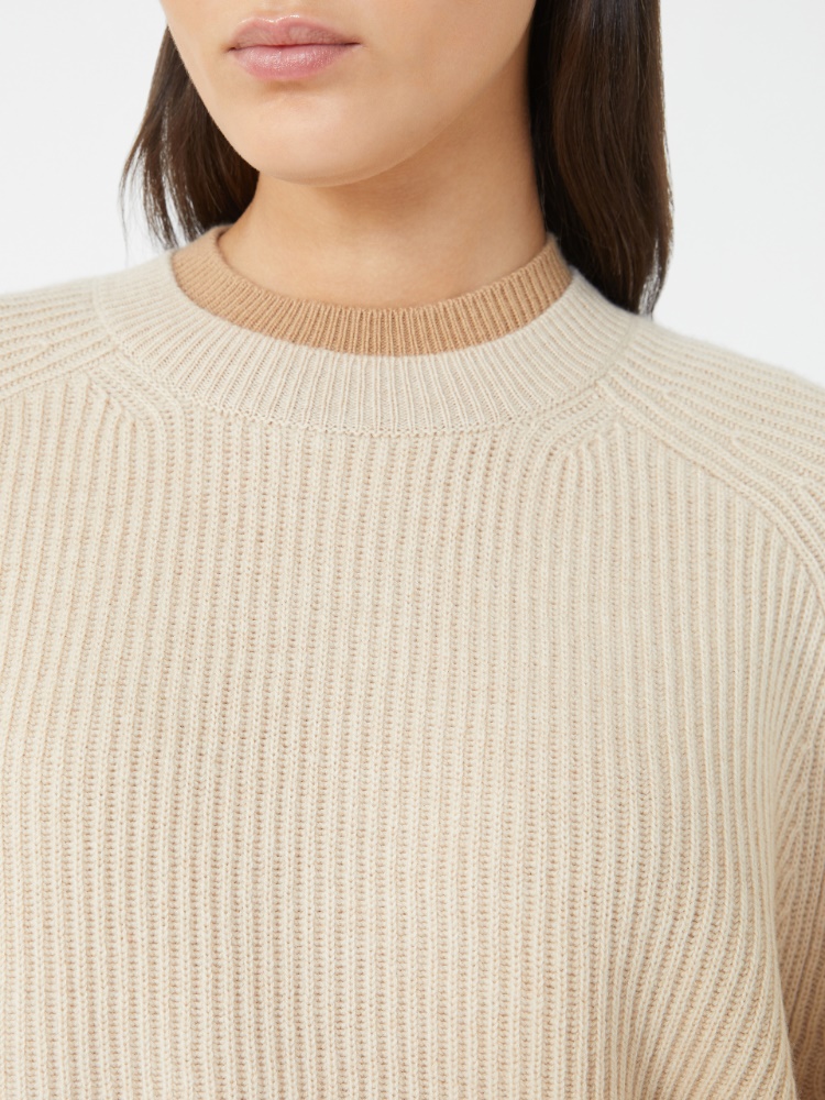  - Max Mara