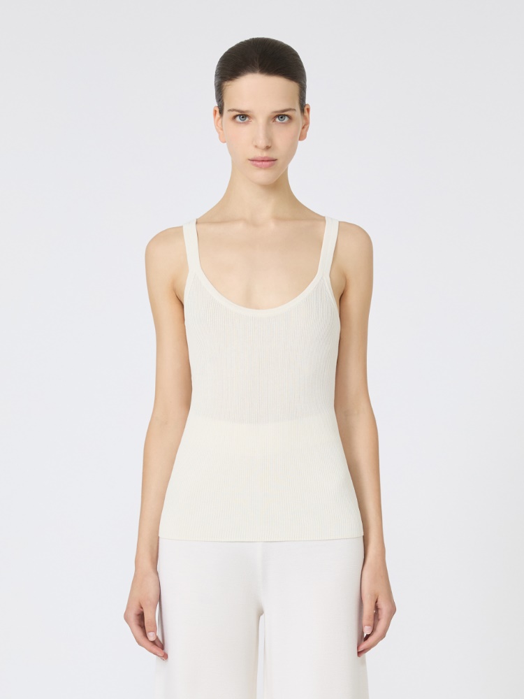  - Max Mara