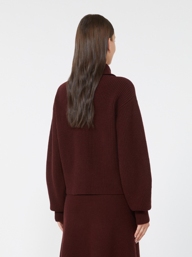  - Max Mara