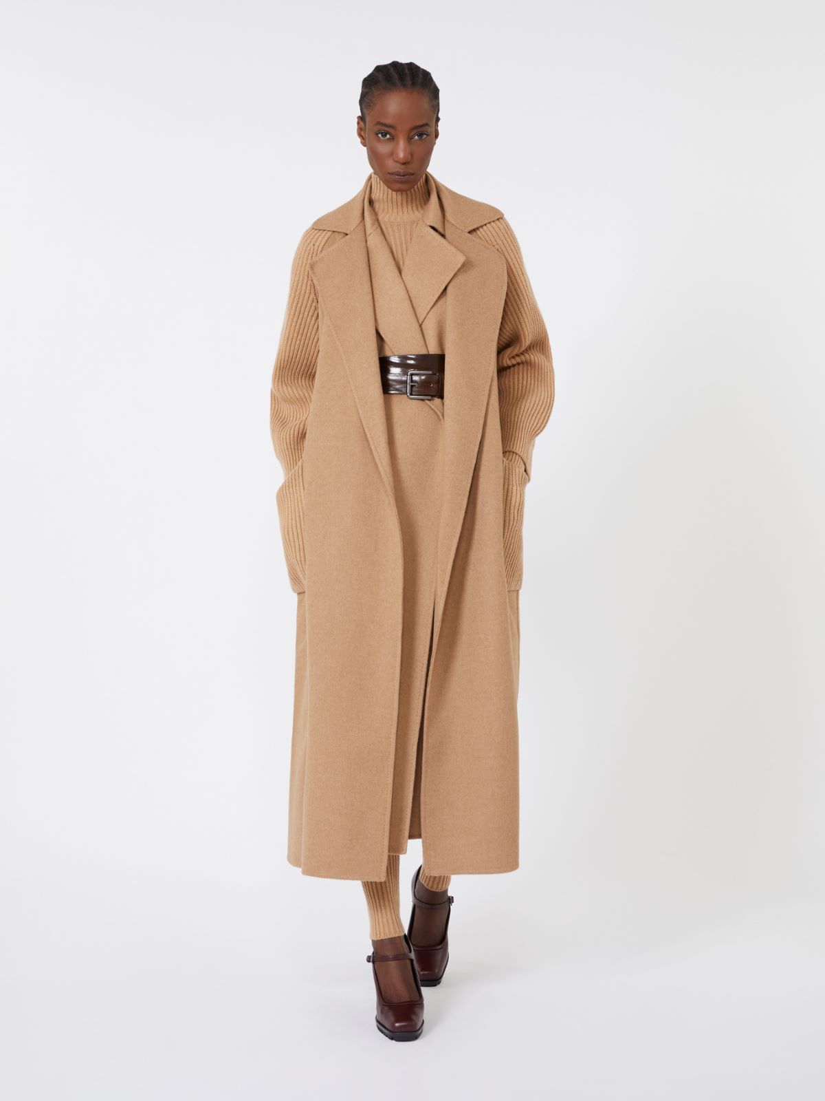 Jersey de cuello alto de canalé de lana y cachemira - CAMEL - Max Mara