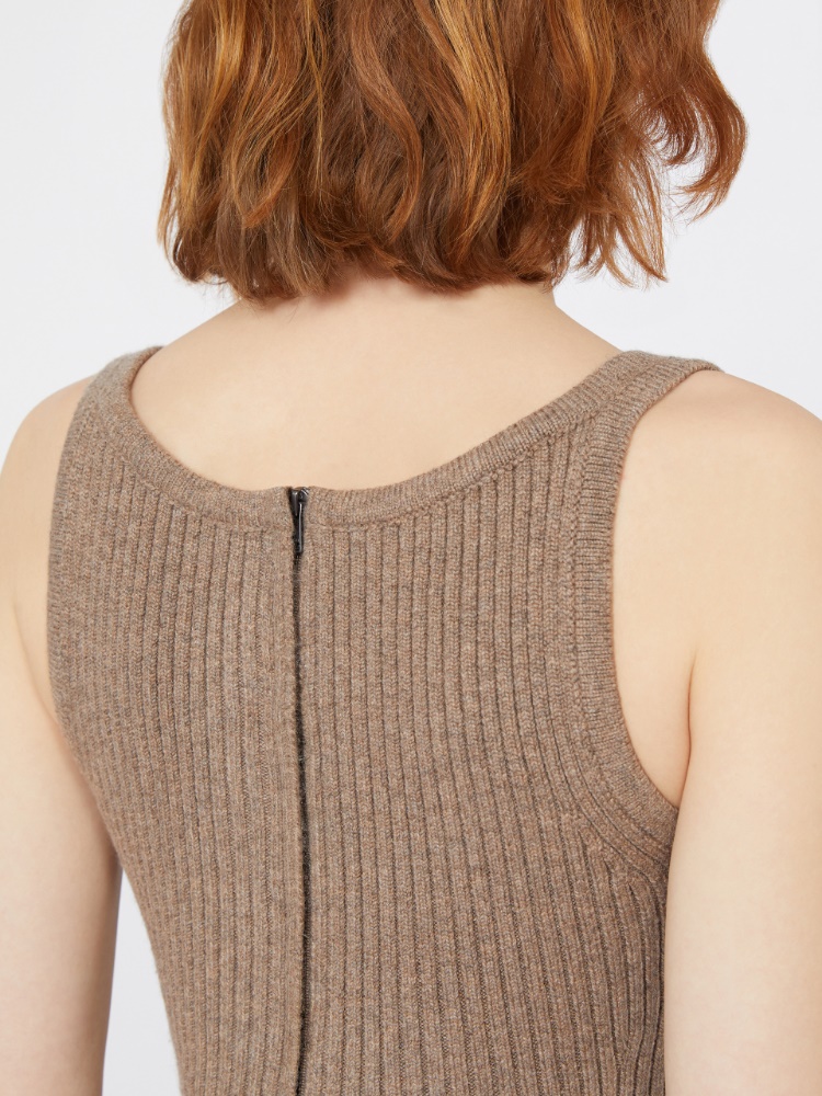  - Max Mara
