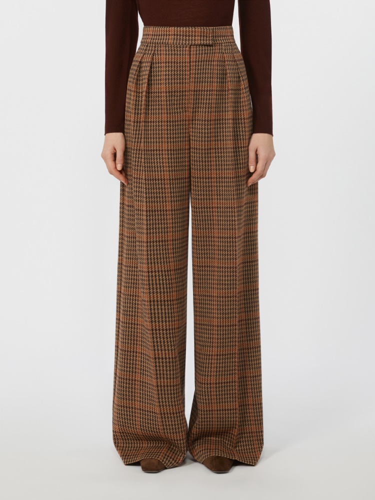  - Max Mara