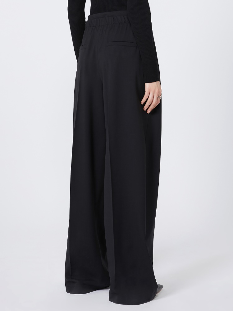  - Max Mara