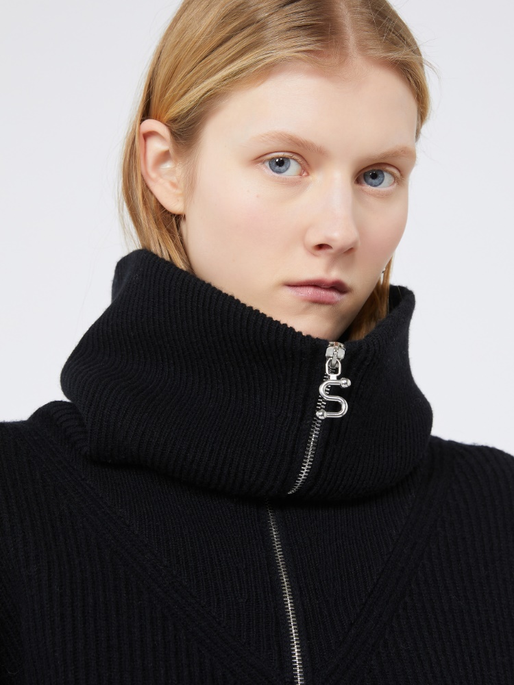 - Max Mara