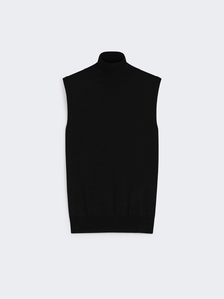  - Max Mara