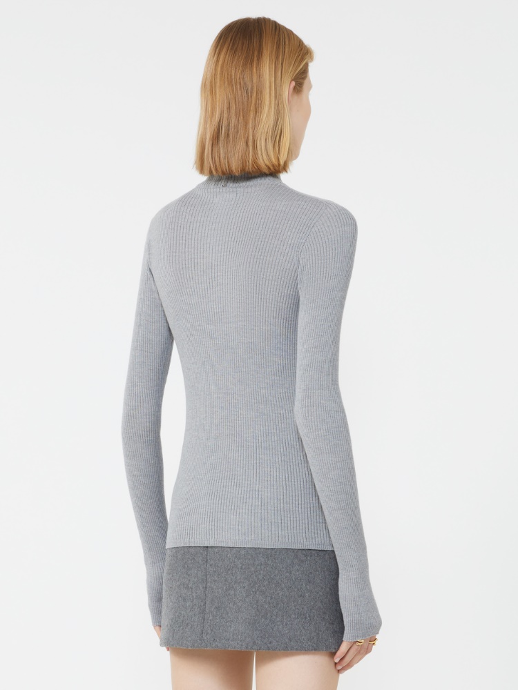 - Maxmara