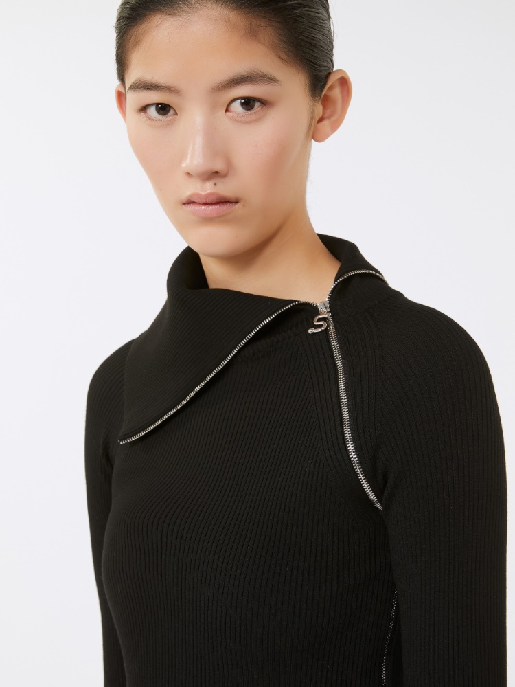  - Max Mara