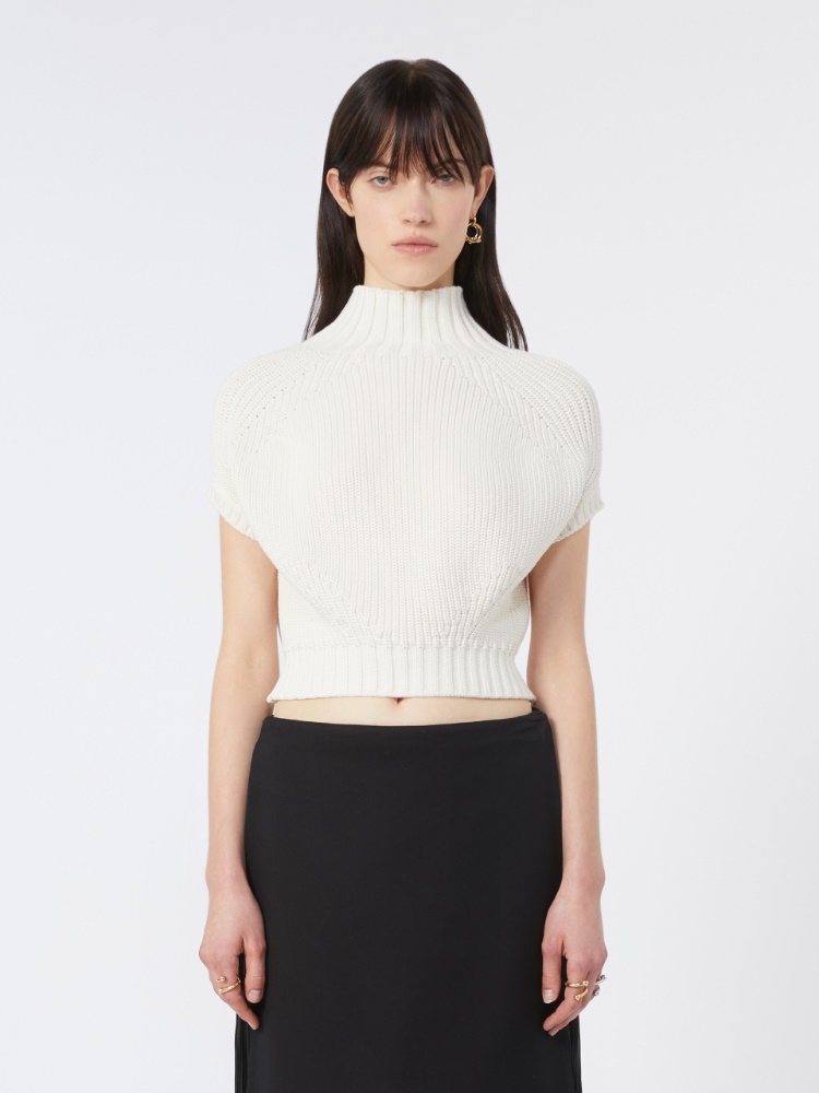  - Max Mara
