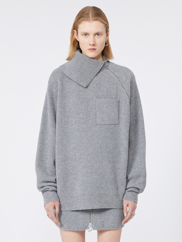 ご予約【SPORTMAX/Maxmara】カシミヤ100%ショート丈 ニット ご予約【SPORTMAX/Maxmara】カシミヤ100%ショート丈 ニット ご
