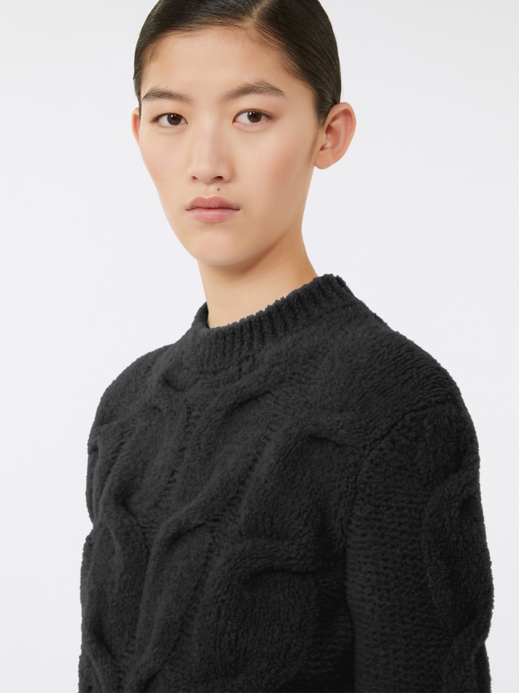  - Max Mara